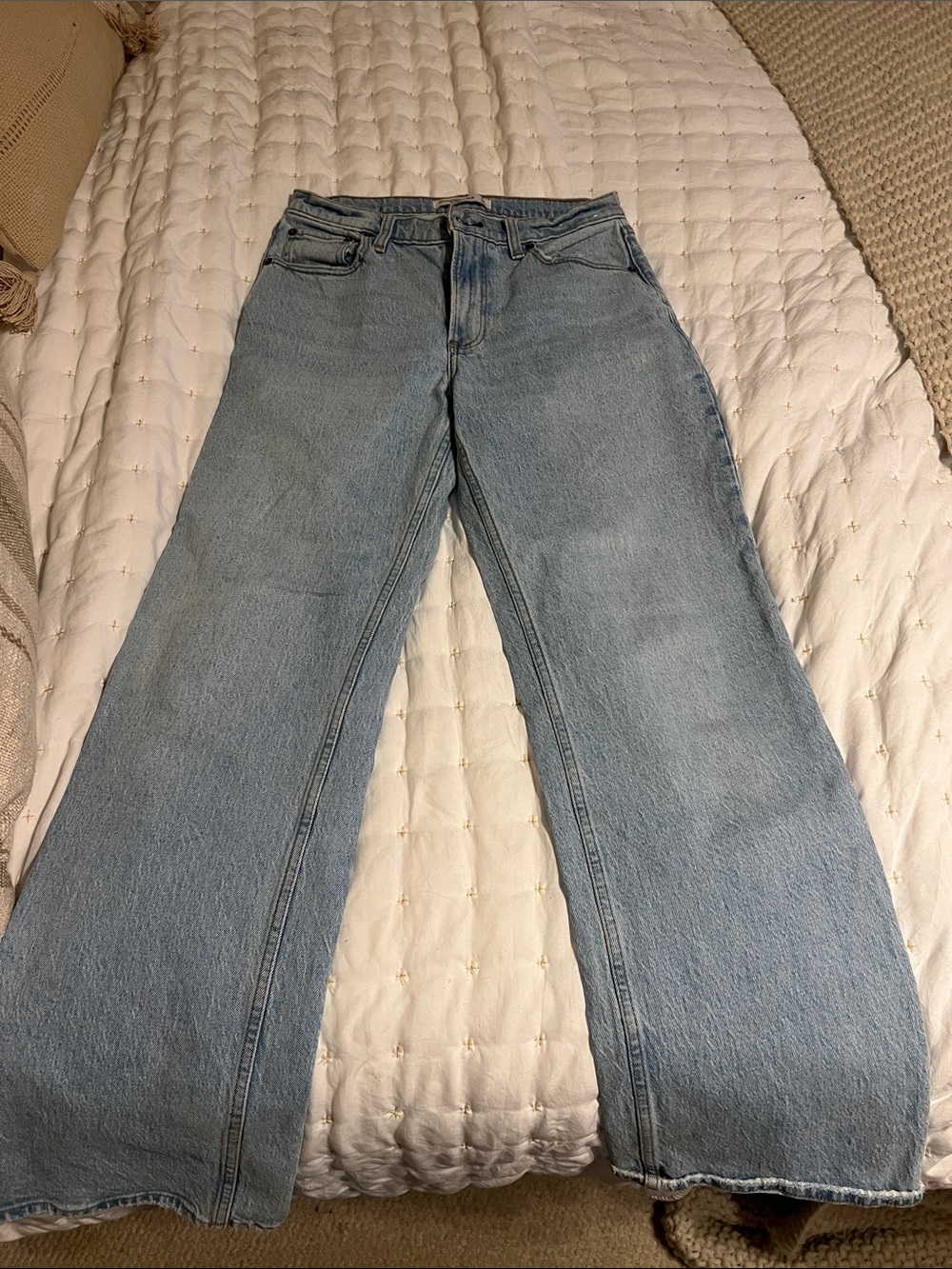 Abercrombie & Fitch Light Blue High-Rise Wide-Leg Jeans